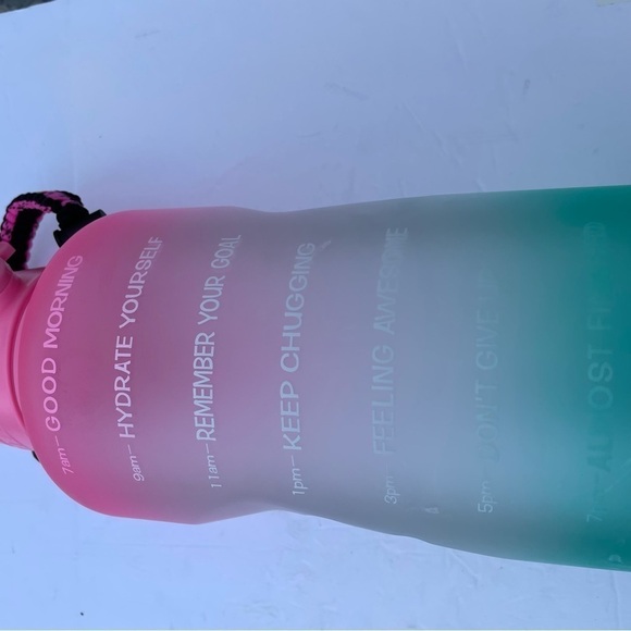 Fidus Gallon 128 oz Motivational Water Bottle Pink To Teal‎ With Paracord - Picture 5 of 16